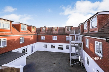 2 bedroom apartment to rent - Commercial Road, Eastbourne, BN21