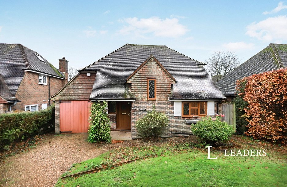 3 bedroom house to rent - The Grove, Ratton, Eastbourne, East Sussex, BN20 - Property View 1