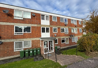 2 bedroom apartment to rent - Davids Heights, Kings Avenue, Eastbourne, BN21 - Property View 1