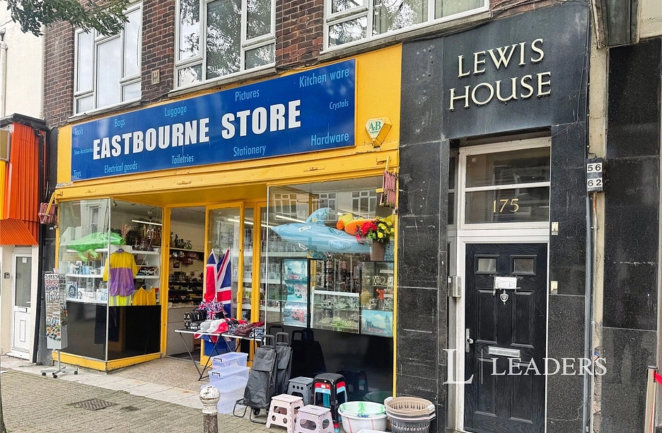 2 bedroom apartment to rent - Terminus Road, Eastbourne, East Sussex, BN21 - Property View 1