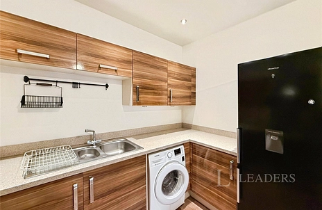 2 bedroom apartment to rent - Tinning Way, Eastleigh, Hampshire, SO50 - Property View 3