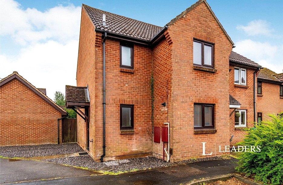 3 bedroom house to rent - Burley Close, Chandler's Ford, Eastleigh, SO53 - Property View 1