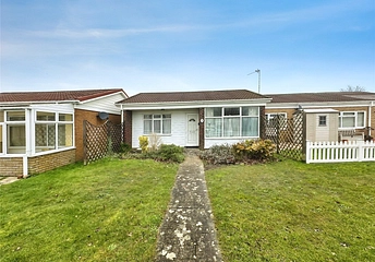 2 bedroom bungalow for sale - Biscay Avenue, Eastbourne, East Sussex, BN23 - Property View 1