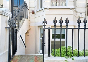 1 bedroom maisonette for sale - Ceylon Place, Eastbourne, East Sussex, BN21 - Property View 1