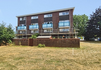 2 bedroom apartment for sale - Bishopsfield Road, Fareham, Hampshire, PO14 - Property View 1