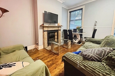 5 bedroom house to rent - Albion Road, Manchester, M14