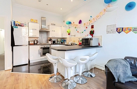 4 bedroom apartment to rent - Wilmslow Road, Manchester, M14 - Property View 2