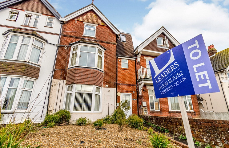 studio to rent - West Street, Fareham, PO16