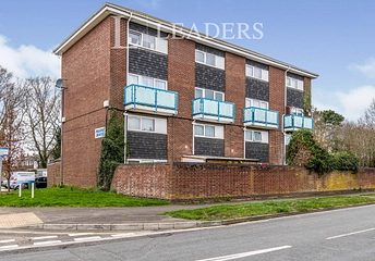 2 bedroom apartment to rent - Marne House, Bishopsfield Road, Fareham, PO14 - Property View 1