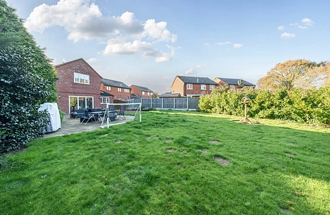 4 bedroom house for sale - St. Martins Green, Trimley St. Martin, Felixstowe, Suffolk, IP11 - Property View 2