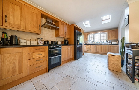 4 bedroom house for sale - St. Martins Green, Trimley St. Martin, Felixstowe, Suffolk, IP11 - Property View 3