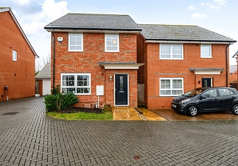 3 bedroom house for sale - Walton Hall Drive, Felixstowe, Suffolk, IP11 - Property View 1