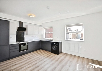 1 bed flat/apartment for rent in High Road West, Felixstowe, Suffolk, IP11