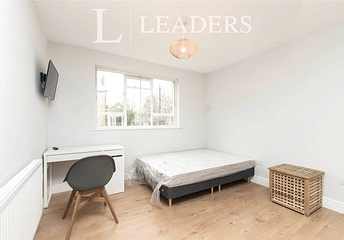1 bedroom apartment to rent - Tyrwhitt Road, London, SE4 - Property View 1