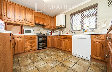 4 bedroom house to rent - Biddel Springs, Highworth, Swindon, SN6 - Property View 2