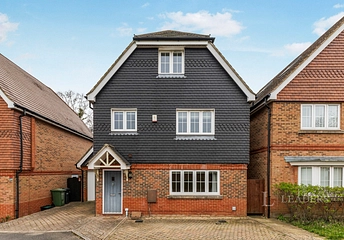 5 bedroom property to rent - Ash Close, Banstead, Surrey, SM7 - Property View 1