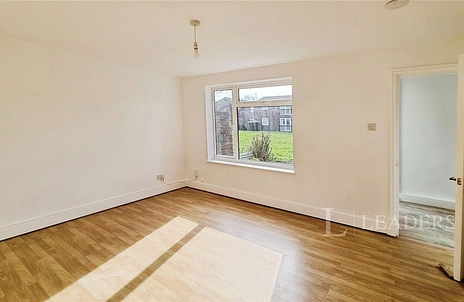 3 bedroom house for sale - Winterbourne Road, Chichester, West Sussex, PO19 - Property View 2