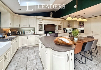 4 bedroom house for sale - Charlotte Drive, Gosport, Hampshire, PO12 - Property View 1