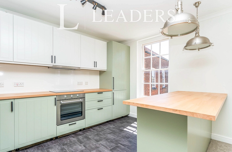 2 bedroom apartment to rent - North Street, Gosport, PO12 - Property View 1