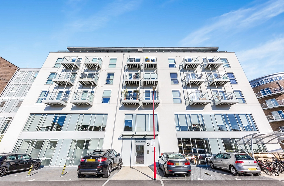 2 bedroom apartment to rent - Austen House, Station View, Guildford, GU1 - Property View 1