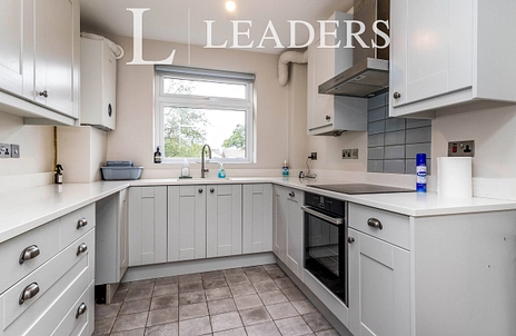 2 bedroom apartment to rent - Jordans Close, GU1 - Property View 2