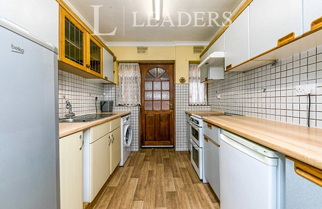 2 bedroom house to rent - Baden Road, Guildford, GU2 - Property View 3