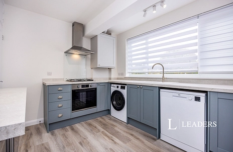 2 bedroom apartment to rent - Berkeley Court, London Road, Guildford, GU1 - Property View 3