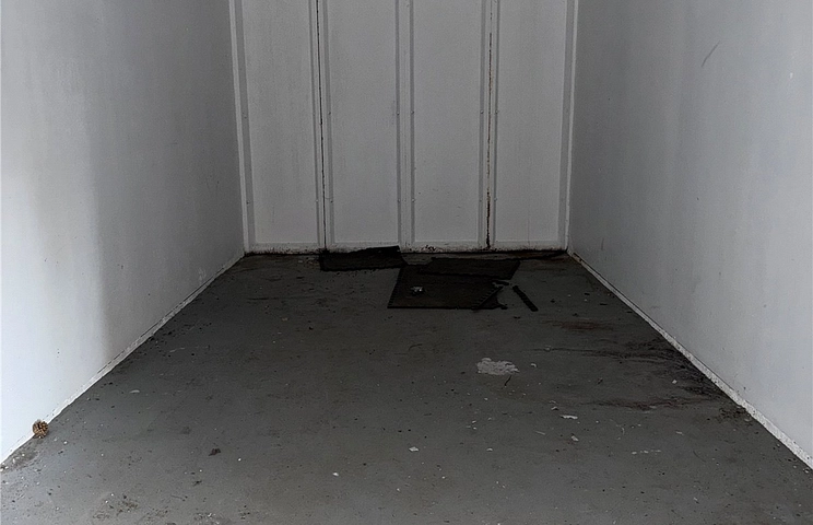 property to rent - Jordans Close, Guildford, Surrey, GU1