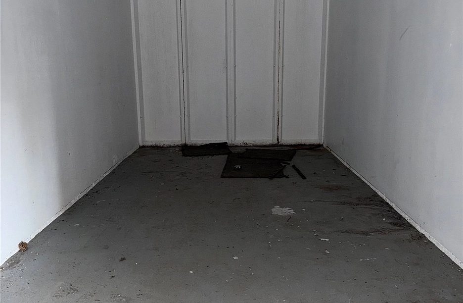 property to rent - Jordans Close, Guildford, Surrey, GU1 - Property View 1