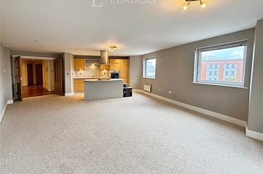 2 bedroom apartment for sale - The Canalside, Gunwharf Quays, Portsmouth, Hampshire, PO1