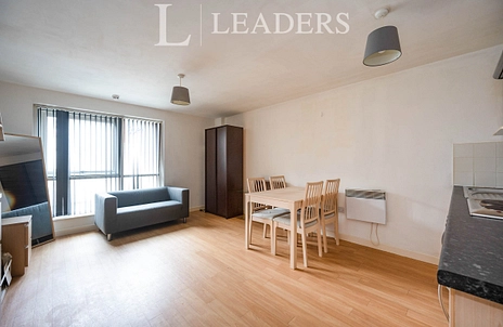 apartment to rent - The Roundhouse, Gunwharf Quays, Portsmouth, PO1 - Property View 2