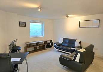2 bed flat/apartment for rent in Centurion Court, The Canalside, Gunwharf Quays, Portsmouth, PO1