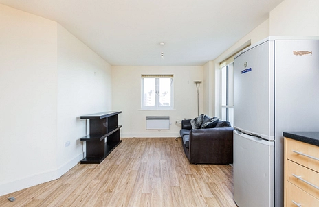 2 bedroom apartment to rent - The Roundhouse, Gunwharf Quays, Portsmouth, PO1 - Property View 2