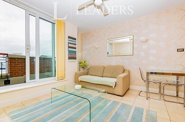 2 bedroom apartment to rent - Brecon House, The Canalside, Portsmouth, PO1