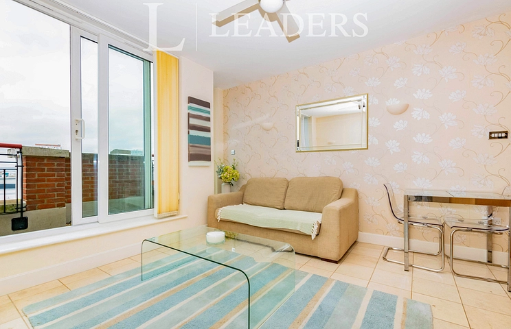 2 bedroom apartment to rent - Brecon House, The Canalside, Portsmouth, PO1