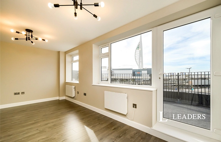 2 bedroom apartment to rent - The Hard, Portsmouth, Hampshire, PO1