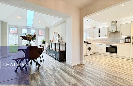 3 bedroom house for sale - Osier Way, Sible Hedingham, Halstead, Essex, CO9 - Property View 2