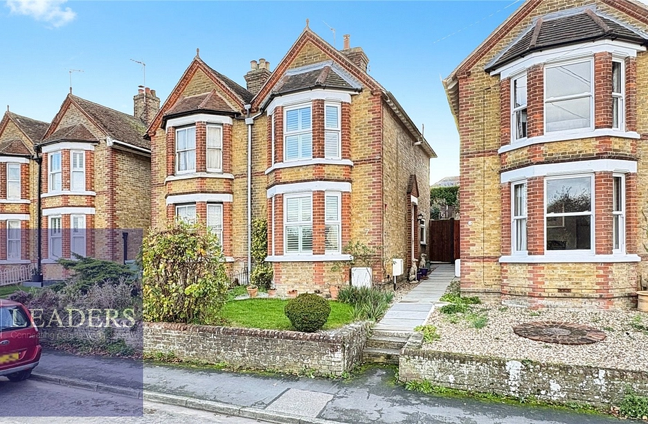 3 bedroom house for sale - Balls Chase, Halstead, Essex, CO9 - Property View 1