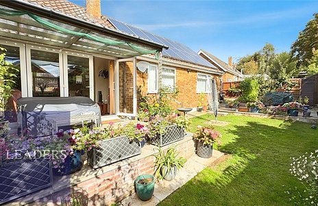 2 bedroom bungalow for sale - Colneys Close, Sudbury, Suffolk, CO10