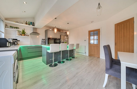 3 bedroom house for sale - Windmill Road, Halstead, Essex, CO9 - Property View 2