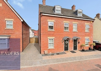 3 bedroom townhouse for sale - Edward Crescent, Sible Hedingham, Halstead, Essex, CO9 - Property View 1