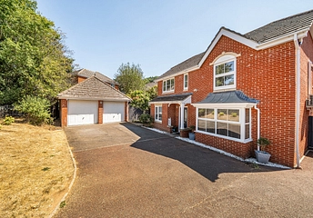 4 bedroom house for sale - Chaffinch Way, Halstead, Essex, CO9 - Property View 1