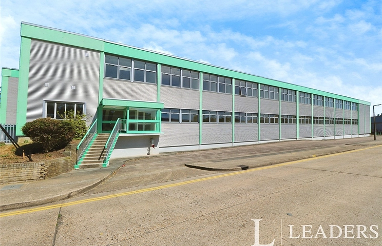 2 bedroom apartment to rent - Peartree House, South Road, Harlow, CM20