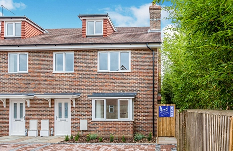 4 bedroom house to rent - Southdown Place, Ardingly, Haywards Heath, RH17 - Property View 2