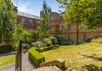 2 bedroom apartment to rent - Blenheim Mews, Southdowns Park, Haywards Heath, RH16 - Property View 1