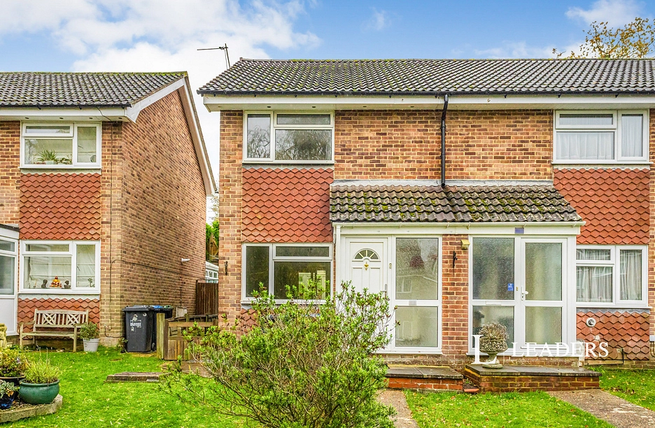 2 bedroom house to rent - Hoblands, Haywards Heath, West Sussex, RH16 - Property View 1