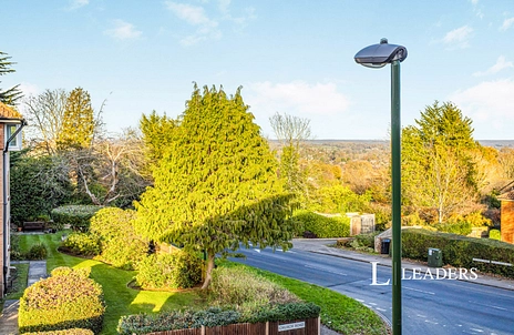 1 bedroom apartment to rent - Church Road, Haywards Heath, West Sussex, RH16 - Property View 2