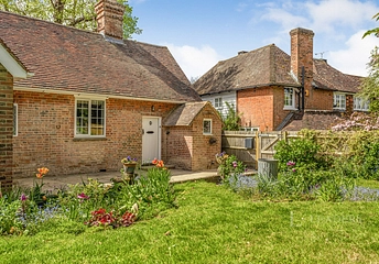 2 bedroom bungalow to rent - Chailey Place Lodge, Chailey Green, Lewes, East Sussex, BN8 - Property View 1