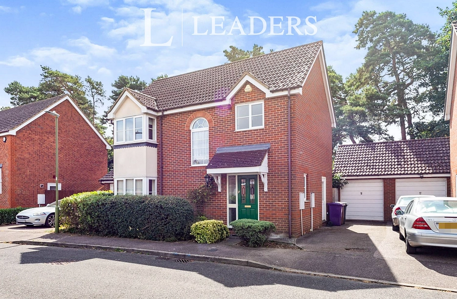 3 bedroom house to rent - Oaktree Close, Letchworth Garden City, SG6 - Property View 1