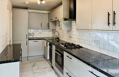 4 bedroom townhouse to rent - Norden Way, Havant, Hampshire, PO9 - Property View 2